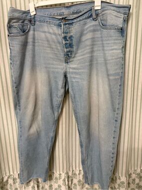 Button fly Jeans